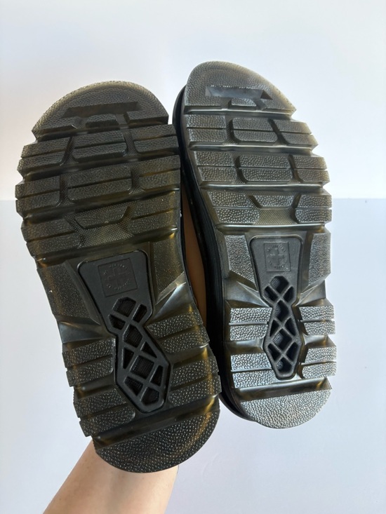 NWOT Dr. Martens Zebzag Suede Slingback Platform Mules Size 8 Women’s/ 7 Men’s - Picture 13 of 13